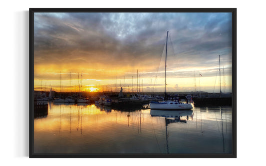 Solnedgang Over Sæby Havn